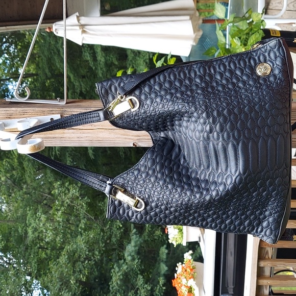 Vince Camuto | Riley Black Bubble Leather Shoulder Crossbody Bag Purse - Picture 4 of 16